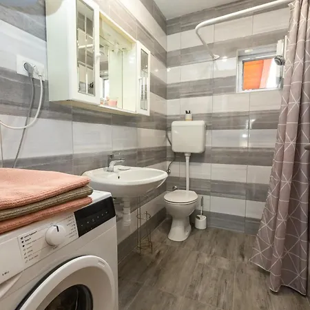 아파트 Bulevar With Terrace *
