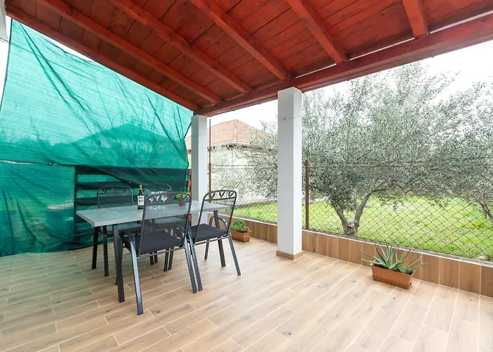 Bulevar With Terrace