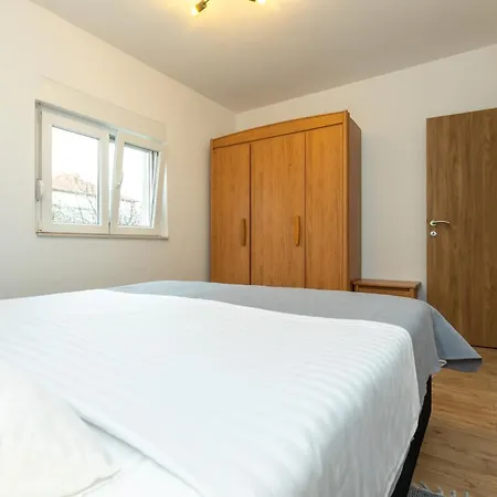 Bulevar With Terrace