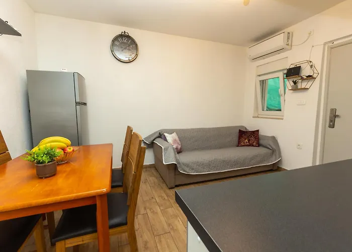 Bulevar With Terrace *